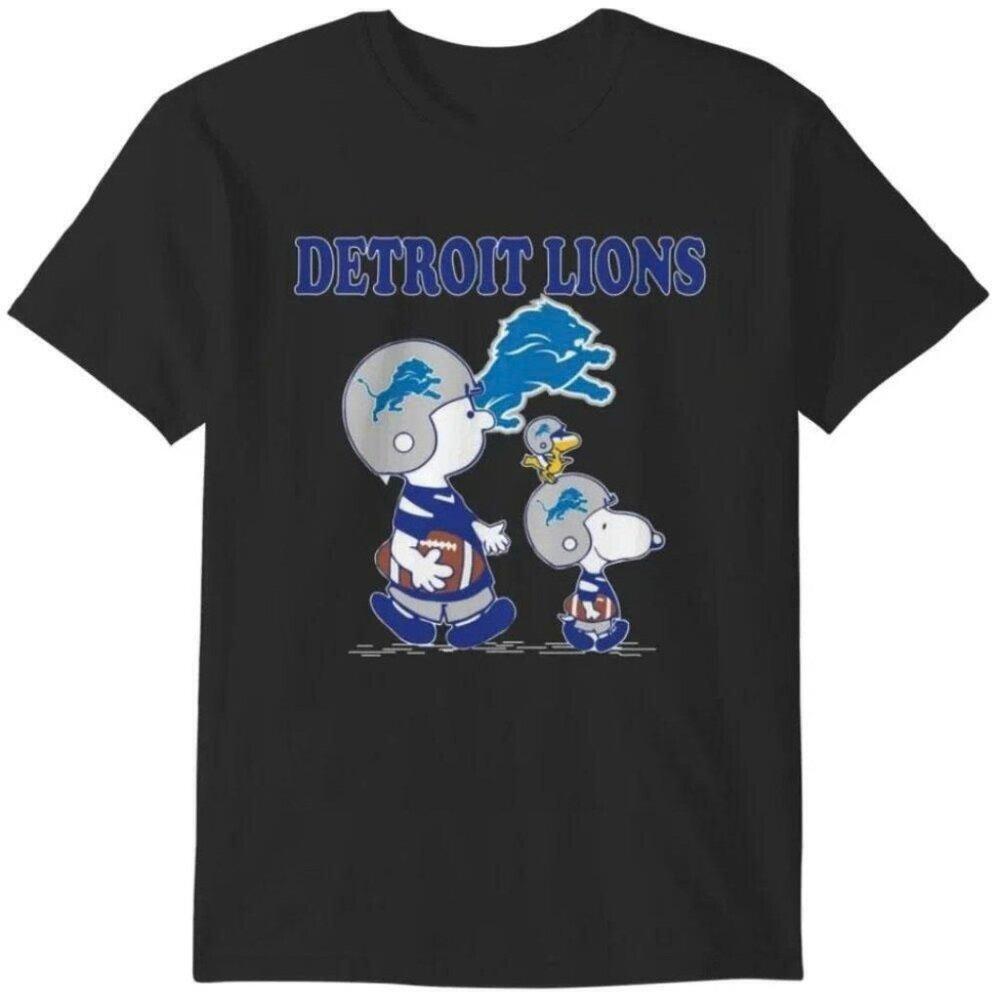 Detroit Lions Snoopy Cartoon  Football Team Graphic Mashup Fan T-Shirt